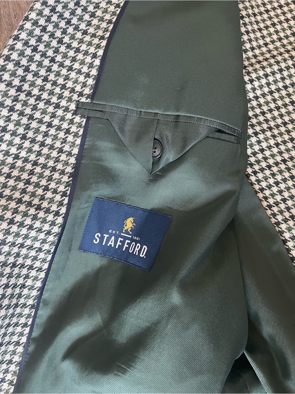Stafford Classic Green Houndstooth Sport Coat-Size 46L - Picture 5 of 12
